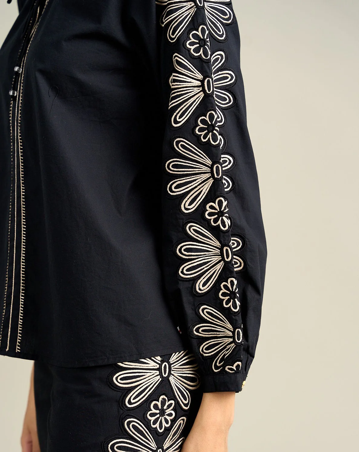 Kate Black Top - Image 5